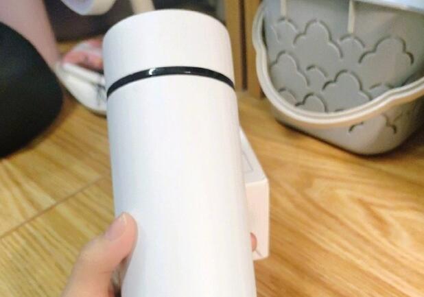 禮品保溫杯定製-禮品（pǐn）真（zhēn）空保溫杯質量如何判斷?