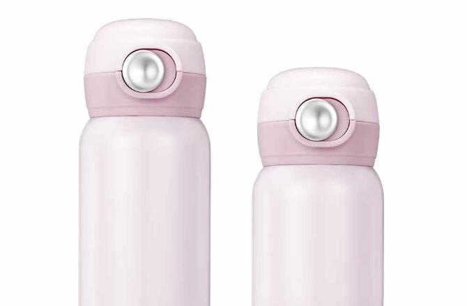 禮品保溫（wēn）杯（bēi）定（dìng）製廠家：可（kě）不可以隻簽訂合同不付定金?