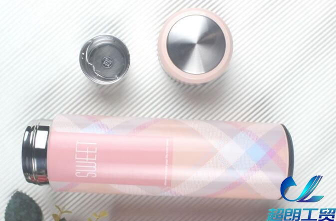 「保溫杯裝飲料」為什麽保溫杯（bēi）不適合裝含酸性物質