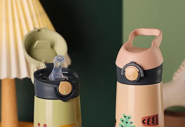 帶吸管兒童水杯不鏽鋼吸管壺（hú）怎麽（me）樣