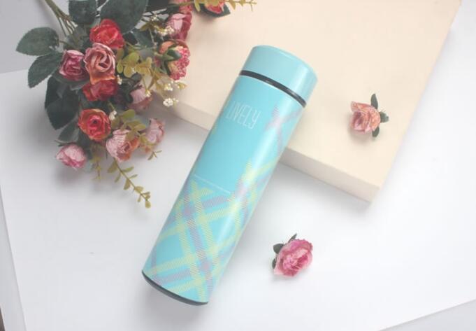 「正品真空（kōng）保溫（wēn）杯」保溫杯挑選（xuǎn）方（fāng）法 怎樣才能買到正品真空保溫杯呢?