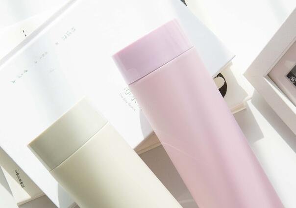 真空杯的保溫原(yuán)理(lǐ)及如何購買保溫杯 真空(kōng)杯的(de)保溫原理及如何購(gòu)買保溫杯