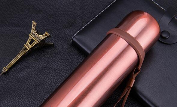 子彈（dàn）頭保溫杯革新（xīn）設（shè）計引領市場新（xīn）潮流