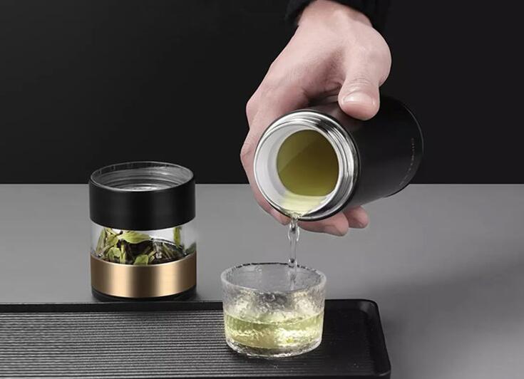 不鏽鋼保溫杯泡茶會析出重金屬嗎