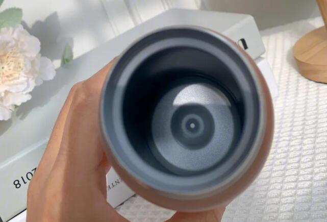 為什麽保（bǎo）溫杯要用奧（ào）氏體不鏽鋼