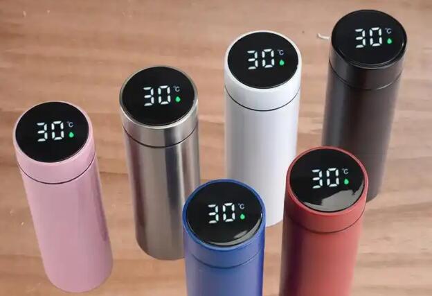 一種能充(chōng)電的智能保溫杯製造技術原理 一種能(néng)充電的(de)智能保溫杯製造技術原理