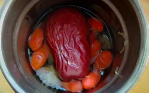 不鏽鋼保(bǎo)溫杯泡枸杞茶(chá)好(hǎo)不好?保溫杯泡枸杞注意事項 不鏽鋼保溫杯泡枸杞茶好不(bú)好?保溫杯泡(pào)枸杞注意事(shì)項