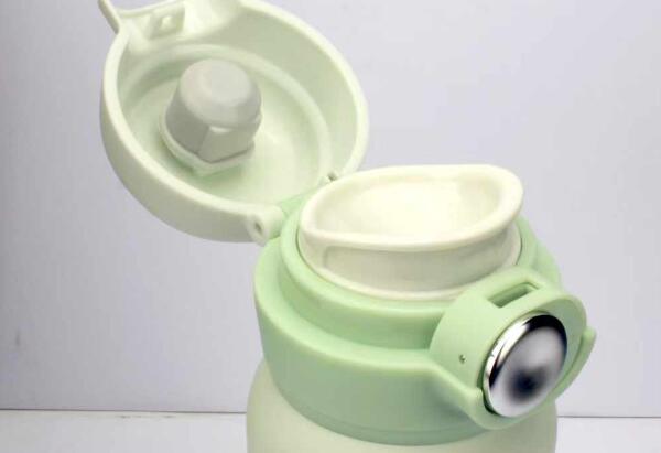 真（zhēn）空保溫（wēn）杯泡茶及衝牛奶等（děng）正確方法