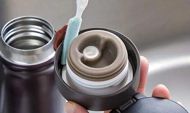 不鏽鋼保溫杯清洗方法(fǎ) 清洗保溫杯(bēi)時注意事項