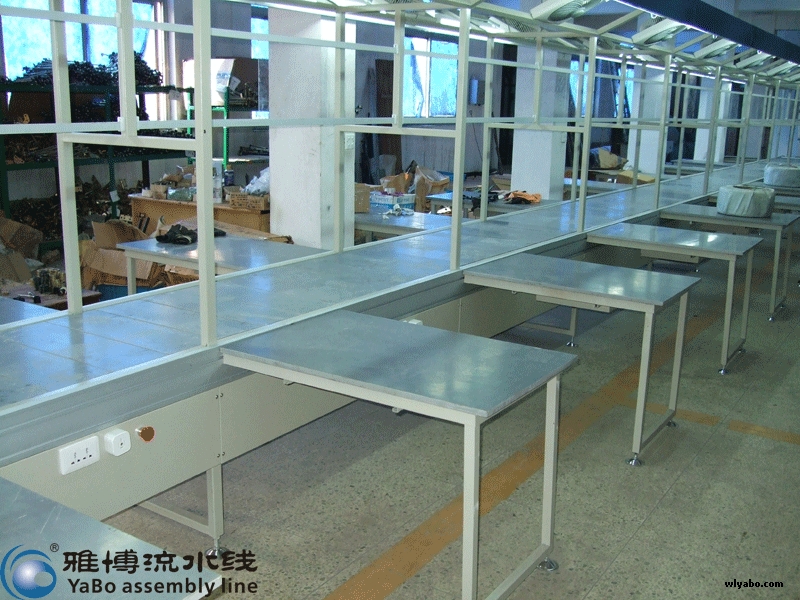 汽車零部件生（shēng）產流水線（xiàn）